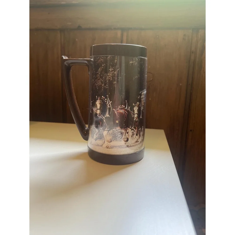 Set‎ of 2 Anheuser Busch Budweiser Thermo Serve Mugs.